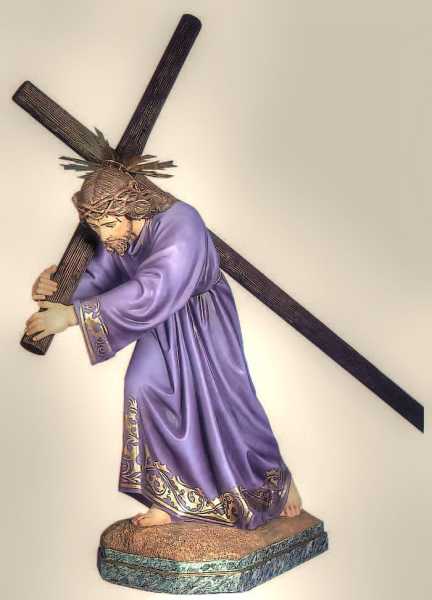 Jesus-Carries-a-Cross-Statue