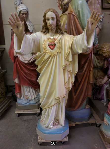 Jesus-Statue-Risen-3